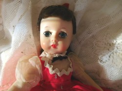 mme alex jo red face
